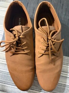 ALDO Men's Light Brown Lace-Up Oxfords
